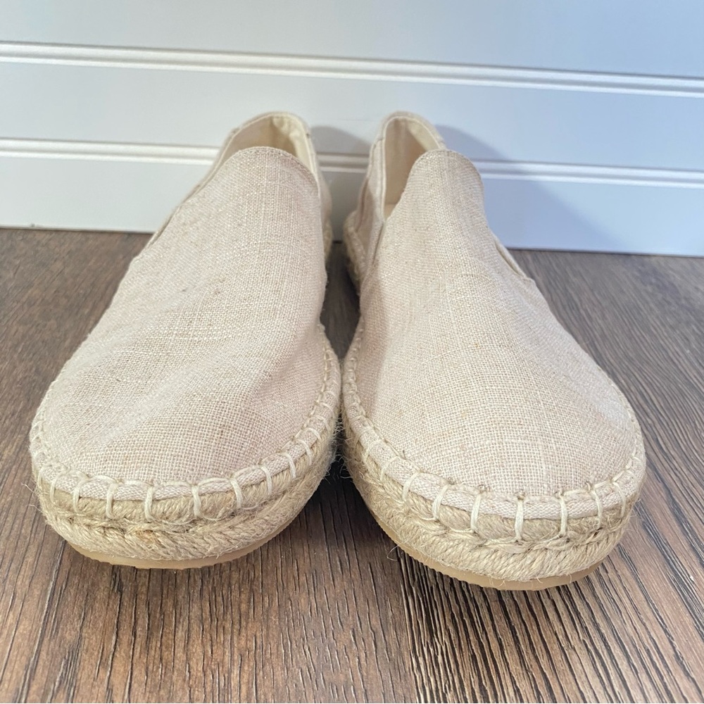 Time and True women’s casual slip on shoes. Color: Tan Size: 8.5 Brand New